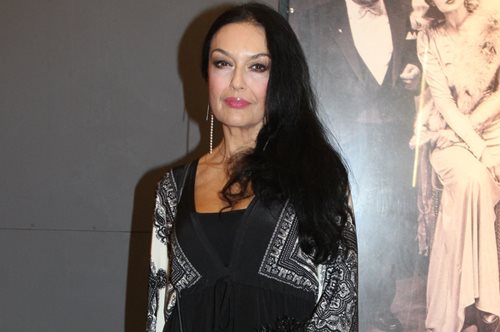 «Κάποια στιγμή ήθελα να υιοθετήσω ένα κοριτσάκι που ήταν κακοποιημένο»