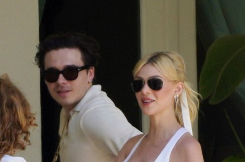 Μπρούκλιν Μπέκαμ- Νίκολα Πελτζ: υπέρλαμπρος γάμος με 600 εκλεκτούς καλεσμένους