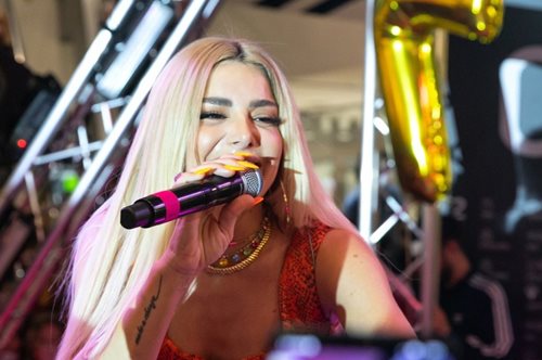 One Salonica Outlet Mall | Kλείνει 7 χρόνια και το γιορτάζει