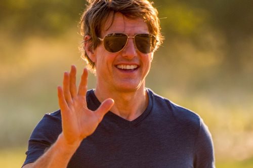 Το δώρο του Τομ Κρουζ στο βασιλικό ζεύγος της Αγγλίας