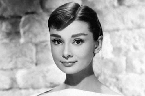 Η  Όντρεϊ Χέπμπορν και η εγκατάλειψη που την στιγμάτισε