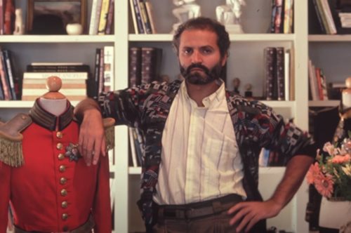 Πωλείται όπως είναι επιπλωμένη...η υπερπολυτελής έπαυλη του Τζιάνι Βερσάτσε στην καρδιά του Μανχάταν