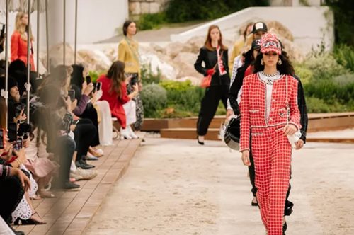 Η Brooke Shields στα 56 της είναι έτοιμη να απολαύσει τις νέες εκπλήξεις στη ζωή της