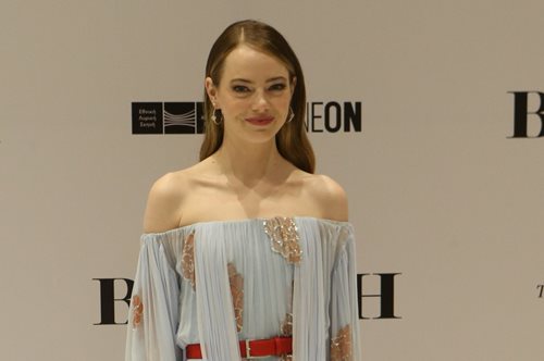 Ο Γιώργος Λάνθιμος και η Εμμανουέλα Στόουν ξανά μαζί στη νέα του ταινία