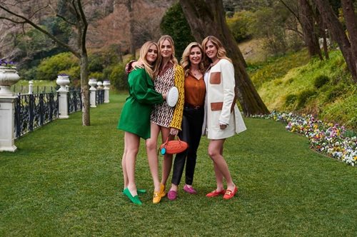  Ο οίκος Tod’s παρουσιάζει τη συνεργασία του με την Chiara Ferragni σε μία οικογενειακή ιστορία