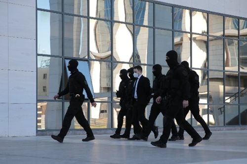 Yπόθεση Κάρολαϊν & Ρόξυ: απίθανα προκλητικός ο δολοφόνος- τι απαντά η μητέρα της Γαρυφαλιάς