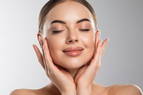 Glass skin: Αψεγάδιαστη επιδερμίδα σε 5 βήματα