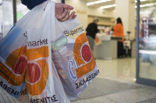 Ο Σκλαβενίτης καταργεί την εξαήμερη εργασία