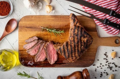 Τσικνίζουμε! Εστιατόρια και ταβέρνες για κάθε διάθεση