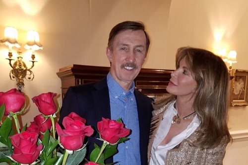 Τζάκλιν Σμιθ: Η αγέραστη 77χρονη Άγγελος του Τσάρλι γυμνάζεται με τον 68χρονο σύζυγό της