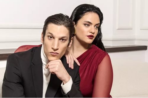 His & Hers: Η hairstyling ρουτίνα που θα σου χαρίσει το πιο εντυπωσιακό date night look