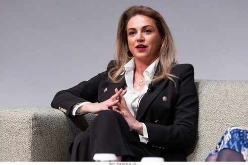 Τι κάνουν οι εταιρίες στην Ελλάδα για τις ίσες ευκαιρίες για τις γυναίκες: 