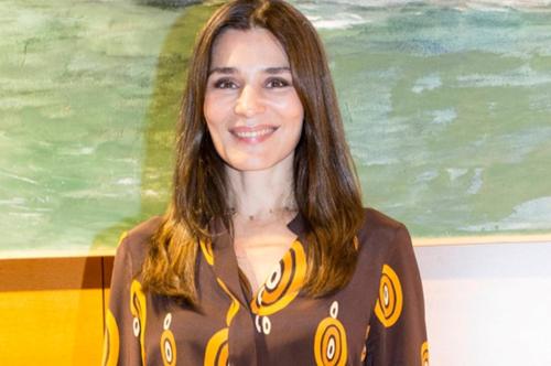 Η εμφάνιση της Μαρίας Ναυπλιώτου με φόρεμα Ελληνίδας σχεδιάστριας που είναι ιδανικό για όλα τα events της σεζόν