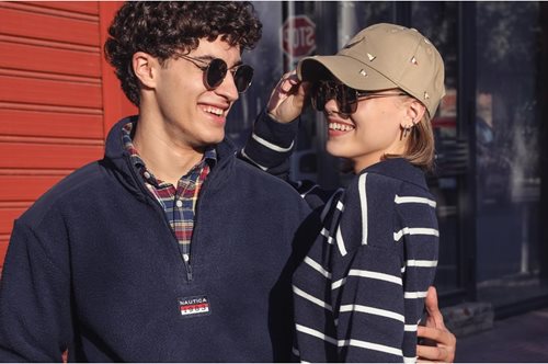Πώς θα υιοθετήσετε το nautica στιλ στις εμφανίσεις της νέας χρονιάς