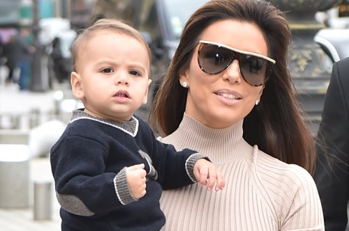 Εύα Λονγκόρια: Η 49χρονη σταρ και ο 6χρονος γιος της ήταν ότι πιο όμορφο είδαμε σήμερα