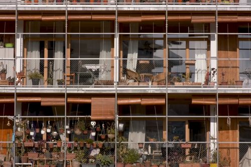 La Borda: Μία συνεταιριστική κατοικία φέρνει την επανάσταση στην έννοια της ιδιοκτησίας