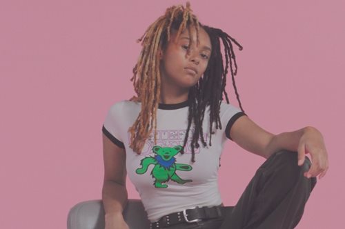 To Punk στιλ των 70s είναι εδώ