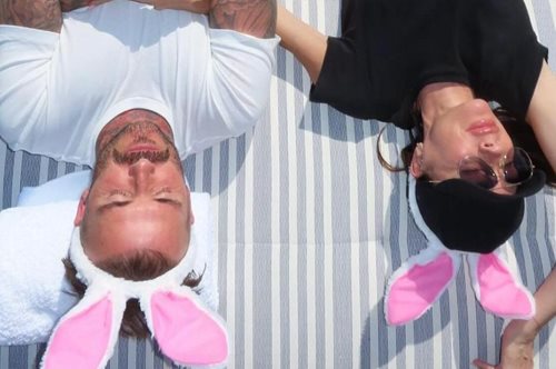 Oικογένεια Μπέκαμ: Γιόρτασαν το Πάσχα με λαγουδίσια αυτιά, στην πολυτελή θαλαμηγό τους