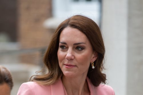 Θέμα συζήτησης η εμφάνιση της πριγκίπισσας της Ουαλίας στο μπαλκόνι του Μπάκιγχαμ