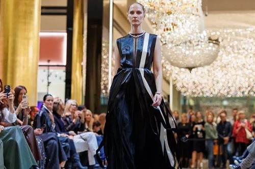 Μόδα που εμπνέει: Τα looks από το Stay Golden Fashion Show που θέλουμε να κάνουμε δικά μας τώρα!