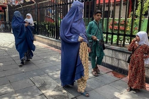 Αφγανιστάν: 1 χρόνο μετά ο εφιάλτης κορυφώνεται για τις γυναίκες της χώρας