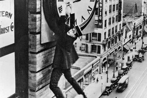 Το πιο εντυπωσιακό χριστουγενιάτικο δέντρο όλων των εποχών ανήκει σε έναν διάσημο σταρ