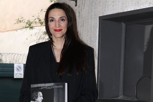 Το chic look της Κατερίνας Ευαγγελάτου που είναι πάντοτε in fashion