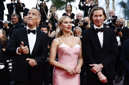 Τομ Χανκς, Σκάρλετ Γιόχανσον, Μάργκοτ Ρόμπι, Ρίτα Γουίλσον: Το κοινό τους χάρισε ένα εξάλεπτο χειροκρότημα