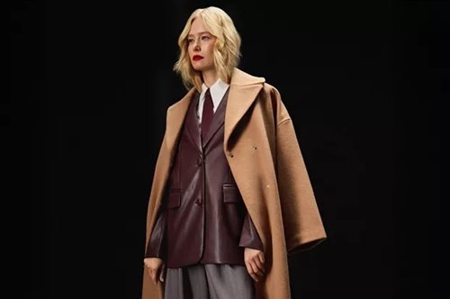 Trend Talk powered by Answear: Πώς να δημιουργήσεις μία διαχρονική γκαρνταρόμπα με αφορμή την Black Friday