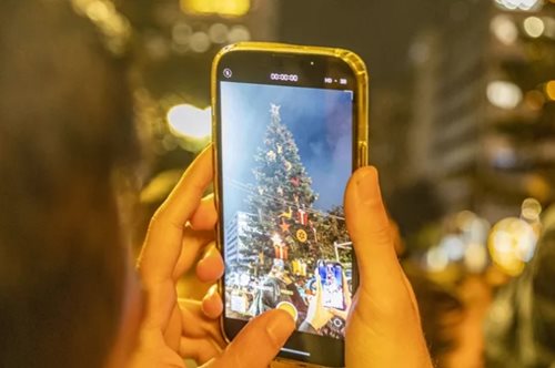 Τι θα κάνεις τα Χριστούγεννα 2023 και την Πρωτοχρονιά στην Αθήνα στο μόνο γιορτινό guide που θα χρειαστείς