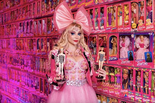 Ποια Μαργκότ Ρόμπι; Η απόλυτη Barbie είναι η Τατιάνα Τούζοβα!