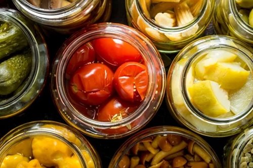 Τουρσί: Μία εξαιρετική προσθήκη σε κάθε διατροφή - ειδικά για την υγεία του εντέρου