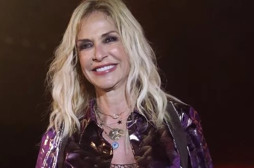 Άννα Βίσση | Το άρωμα που φορά εδώ και χρόνια, είναι αυτό που λάτρευε και η Audrey Hepburn