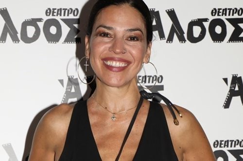 Η Ναταλία Δραγούμη φόρεσε ίσως το πιο ωραίο look για το γραφείο