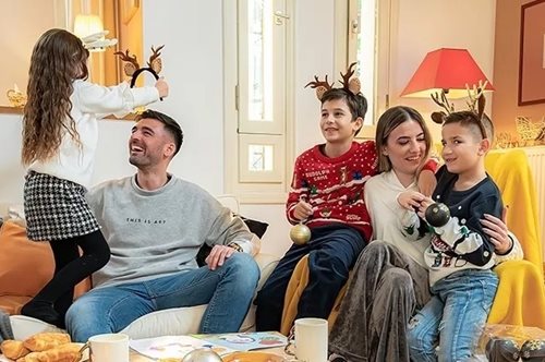 Αυτές τις γιορτές, διάλεξε μοναδικά δώρα για τους αγαπημένους σου από το e-shop.gr.