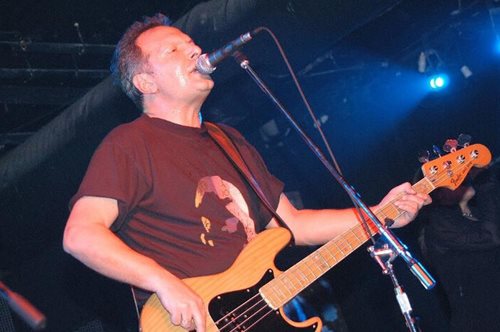 Πέθανε ο Αντώνης Τουρκογιώργης στα 73 του χρόνια: O  μπασίστας και η φωνή των Socrates