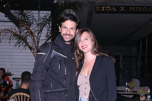 Ορφέας Αυγουστίδης- Γεωργία Κρασσά: Μια τρυφερή αγκαλιά για τα Κούλουμα