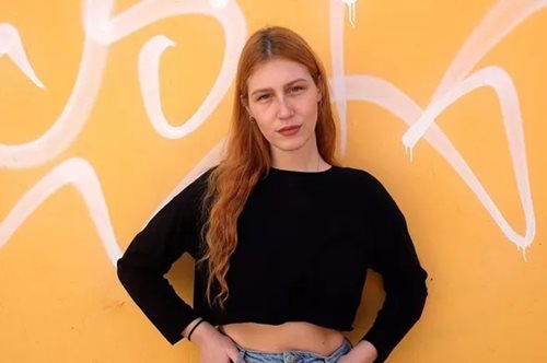 Θαλασσινή Μποσταντζόγλου: Η σπάνια δημόσια εμφάνιση της 27χρονης κόρης του Γιάννη Μποσταντζόγλου και της Δήμητρας Παπαδήμα