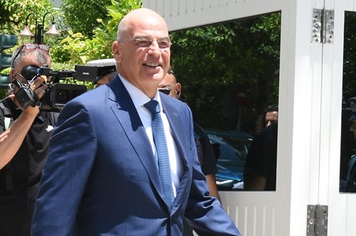 Νίκος Δένδιας: Η σπάνια δημόσια εμφάνιση του υπουργού με την γυναίκα του