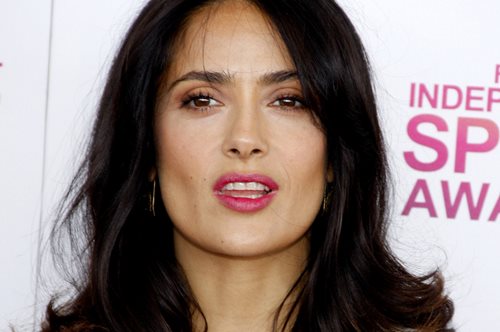 Το εκρηκτικό λουκ της Σάλμα Χάγιεκ στο 2022 LACMA Art+Film Gala στο Λος Άντζελες