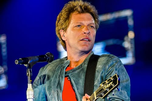 Ο Τζον Μπον Τζόβι είναι ο ήρωας της ημέρας: Έσωσε μια γυναίκα που ετοιμαζόταν να πηδήξει από μια γέφυρα