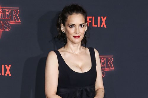 H Γουινόνα Ράιντερ επιστρέφει σε καμπάνια του Marc Jacobs