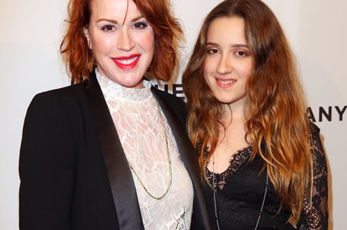 H  Μόλι Ρίνγκγουολντ λαμπερή όσο και η κόρη της Ματίλντα Γιαννοπούλου