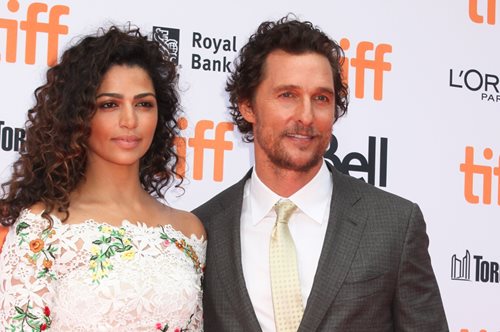 Μάθιου Μακόναχι- Καμίλα Άλβες: Γιορτάζουν 12 χρόνια γάμου κι είναι πιο ερωτευμένοι από ποτέ