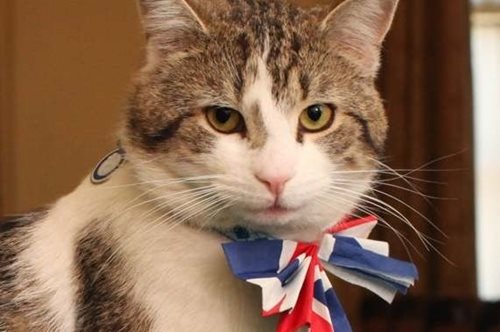 Ένας είναι ο Πρωθυπουργός της Μ. Βρετανίας εδώ και 14 χρόνια: ο Λάρι