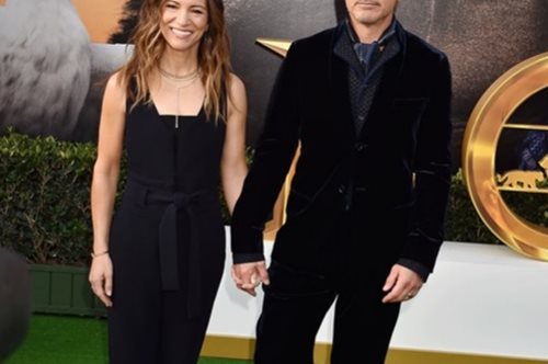 Ο Ρόμπερτ Ντάουνι Τζούνιορ μάς δείχνει για πρώτη φορά τα παιδιά του στο πιο τρυφερό βίντεο