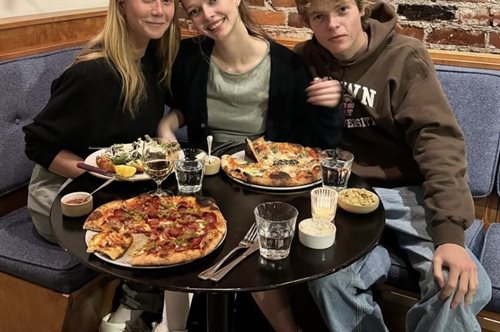 Γκουίνεθ Πάλτροου: Και για Πάσχα θα παραγγείλουμε πίτσα!