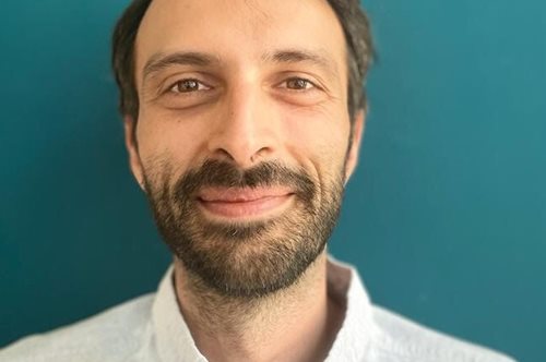 Δυο Έλληνες ίδρυσαν Startup για ασθενείς με Πάρκινσον στην Αμβέρσα