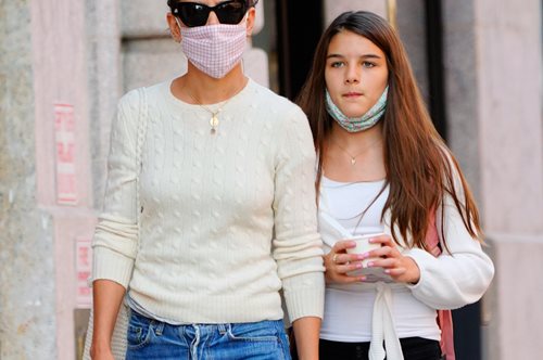 Ο Τομ Κρουζ δεν έχει κανένα ρόλο στη ζωή της κόρης του με την Κέιτ Χολμς