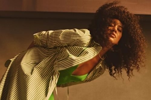 Classics Reborn: Η συλλογή της Tommy Hilfiger που επαναπροσδιορίζει τα κλασικά prep